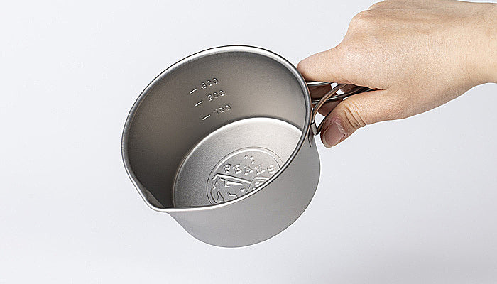 ロッキーカップ 注ぎ口付きオリジナルデザイン – FUNQTEN