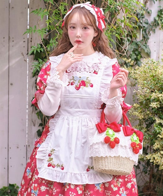 クラシックベリー刺繍エプロン | kawaii | axes femme online shop