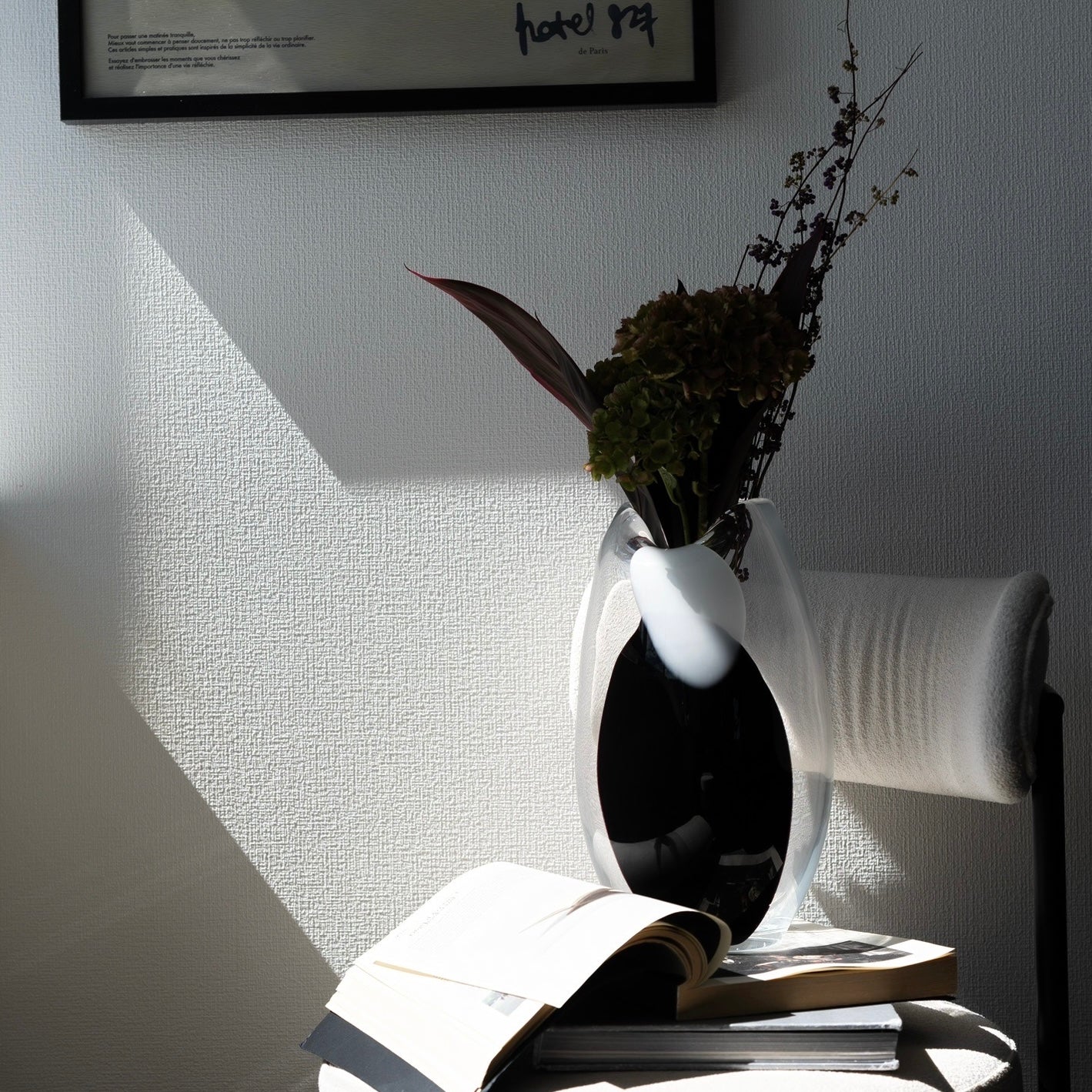 クリア×モノトーン フラワーベース