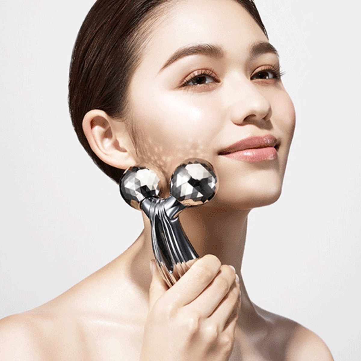 ReFa 美顔ローラー シルバー ローラーが4個 専用ケース付き ReFa 美顔