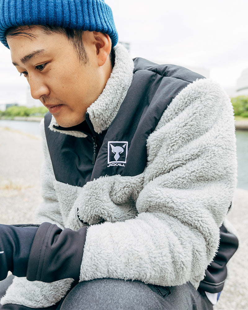 フリースジャケット