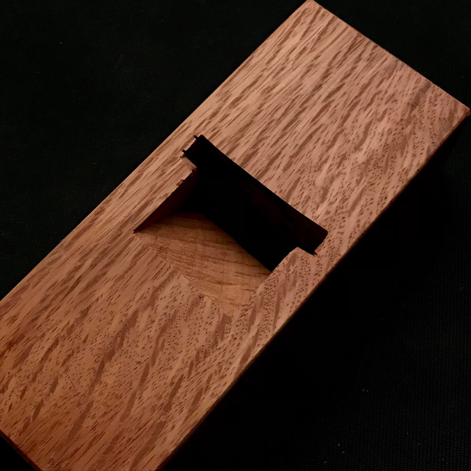 三代目千代鶴貞秀 霽月台直鉋 本赤樫台 42mm