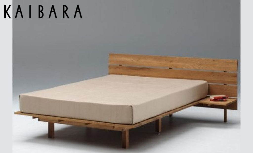 無垢材を贅沢に使ったベッドフレーム（Dダブルサイズ）〔bed068