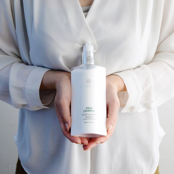 魅惑のタイジャスミンの香り ボディローション／BATH&BLOOM - 京王