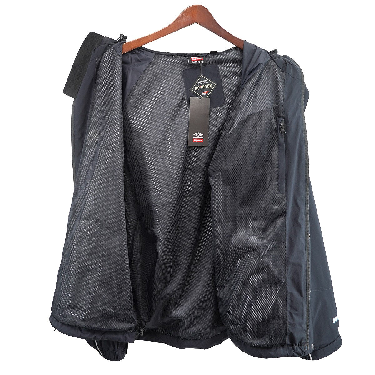 Supreme×UMBRO 25SS Umbro GORE-TEX Hooded Jacketロゴ コラボ