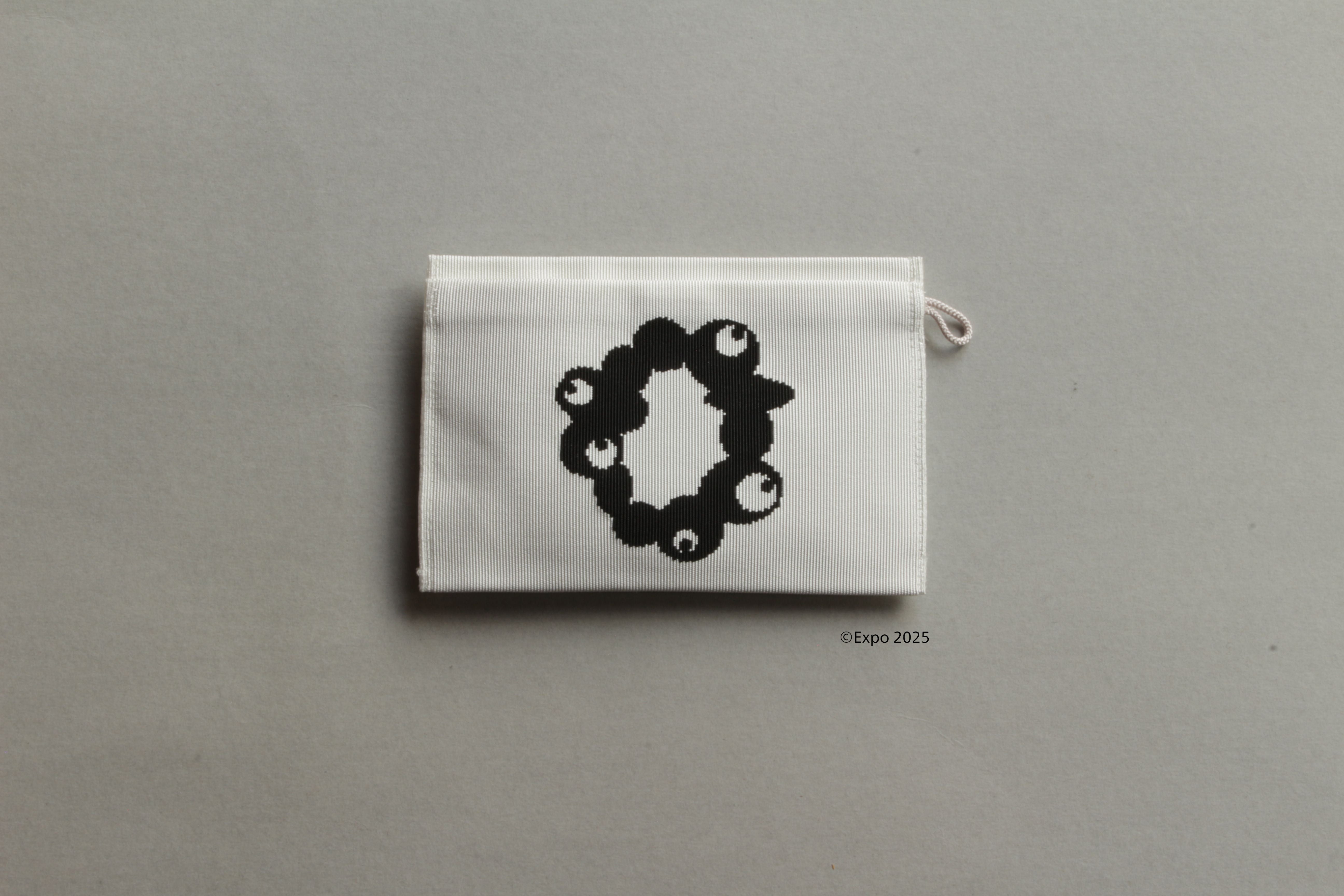 関西・大阪万博公式 ミャクミャクグッズ 西陣織カードケース｜伝統工芸