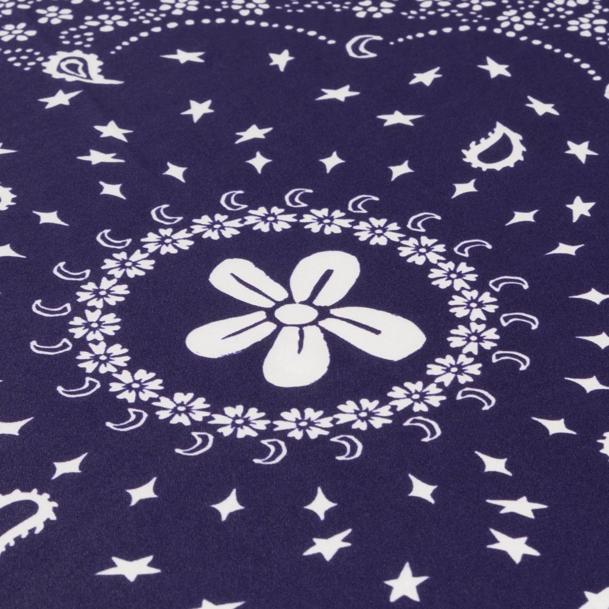 コール イット バイ ユア ネーム】シルク バンダナ – GQ SHOP