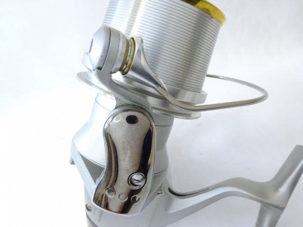 SHIMANO シマノ スーパーエアロ テクニウム 右ハンドル SUPER AERO