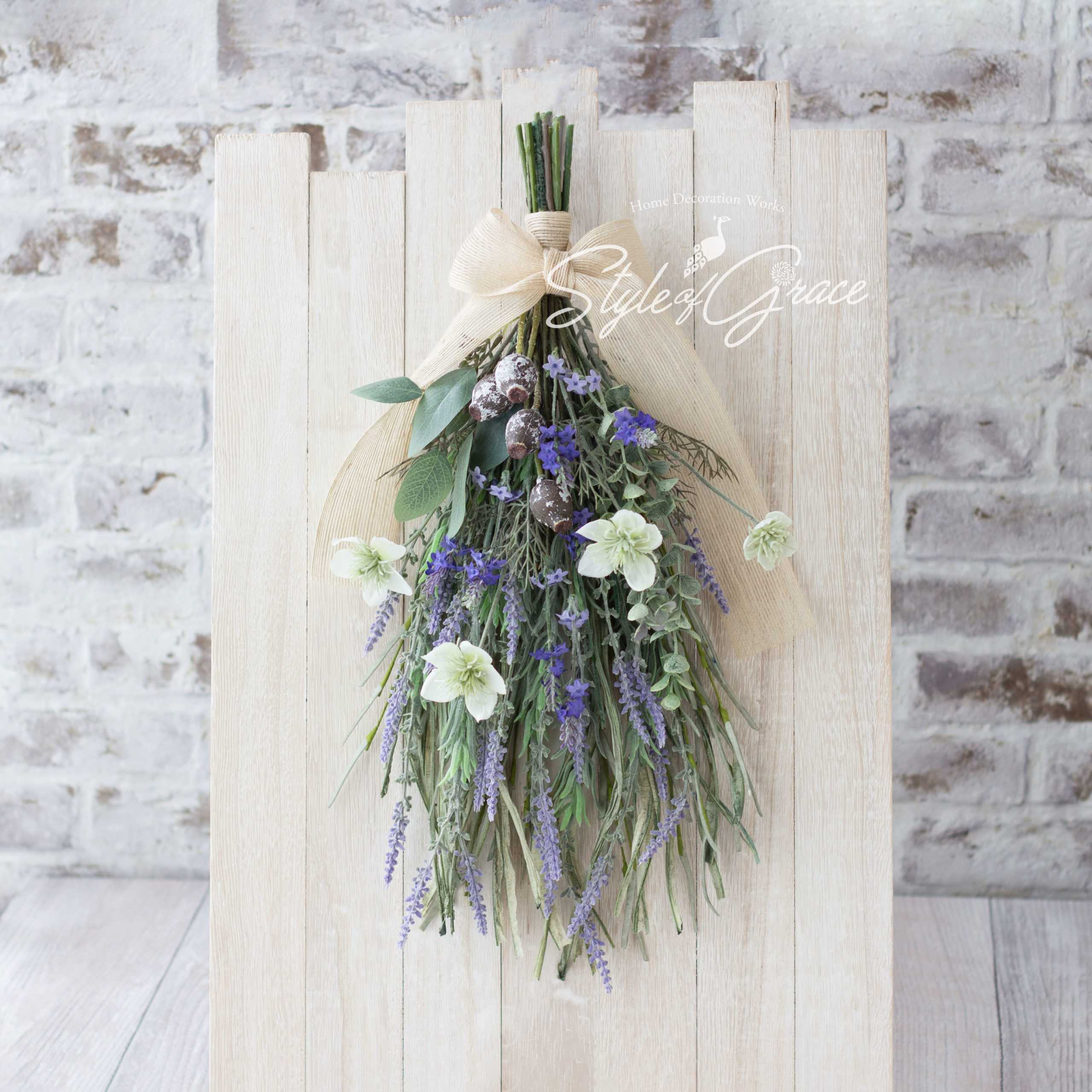 ラベンダー と ユーカリナッツ の ナチュラルスワッグ - Style of