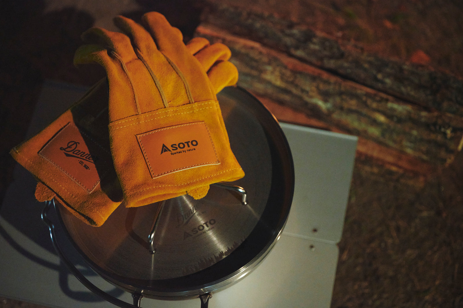 数量限定】Danner×SOTO ステンレスダッチオーブングローブセット