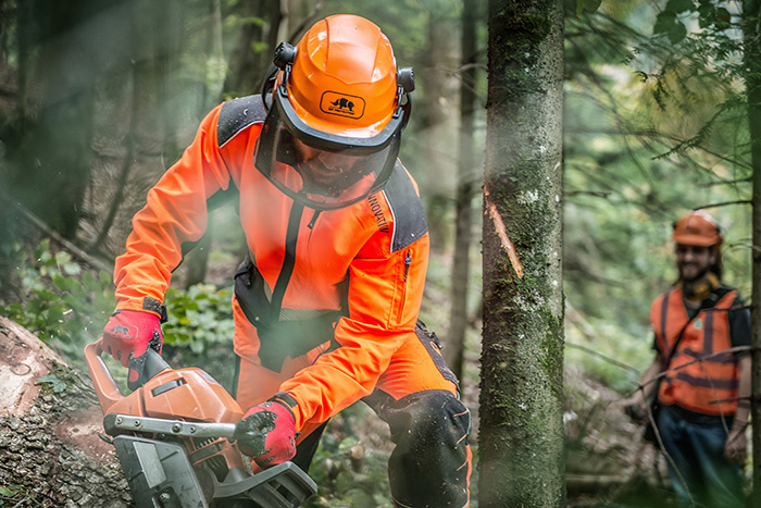 ダブルAIRワーキングジャケット – チェーンソー防護服 SIP Protection