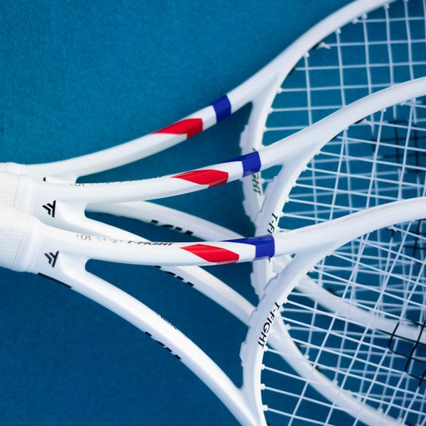 テクニファイバー ラケット ]2025ティーファイト300S 2025 T-FIGHT