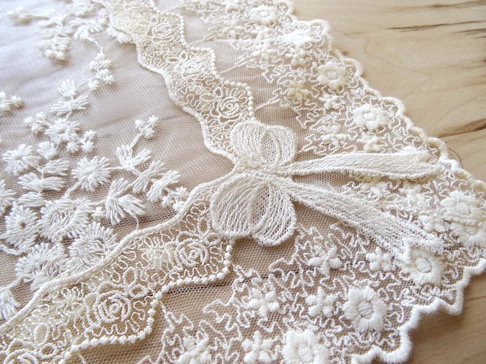 楽天市場】ハンガリー 希少 ブラックタ イプ カロチャレース テーブル