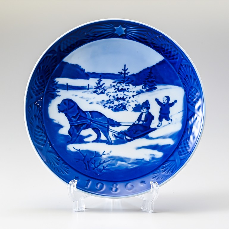 楽天市場】ロイヤルコペンハーゲン イヤープレート 1984年 昭和59年 皿