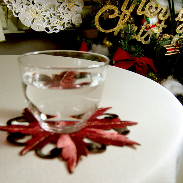 楽天市場】コースター 選べる4柄 約12cm クリスマス コード刺繍 赤ベル