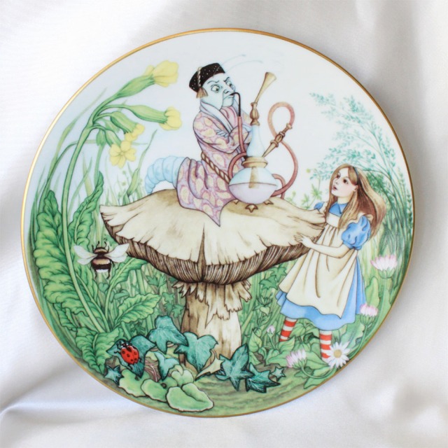 楽天市場】不思議の国のアリスの絵皿 ハートの女王様のクロケー場