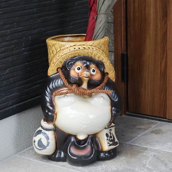 楽天市場】【今だけ限定15%OFFクーポン配布中】傘立て 信楽焼 狸傘立て