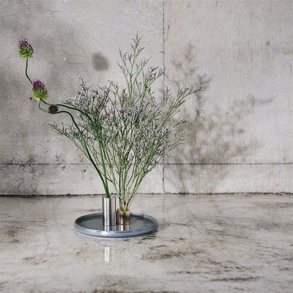 ベイコート倶楽部＞HANAKUBARI 一輪挿し＆TRAY80セット(シルバー