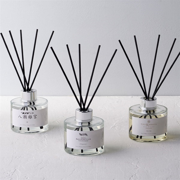 ザ・カハラ・ホテル＆リゾート 横浜＞オリジナルリードディフューザー
