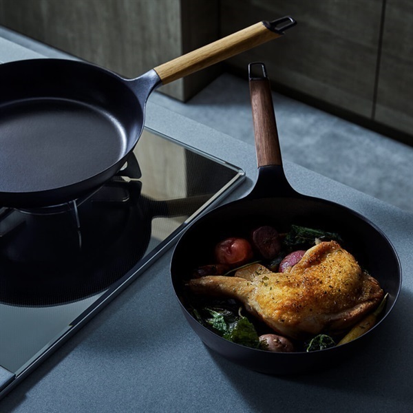 VERMICULAR(バーミキュラ)フライパン 24cm DEEP オーク[ガラスリッド