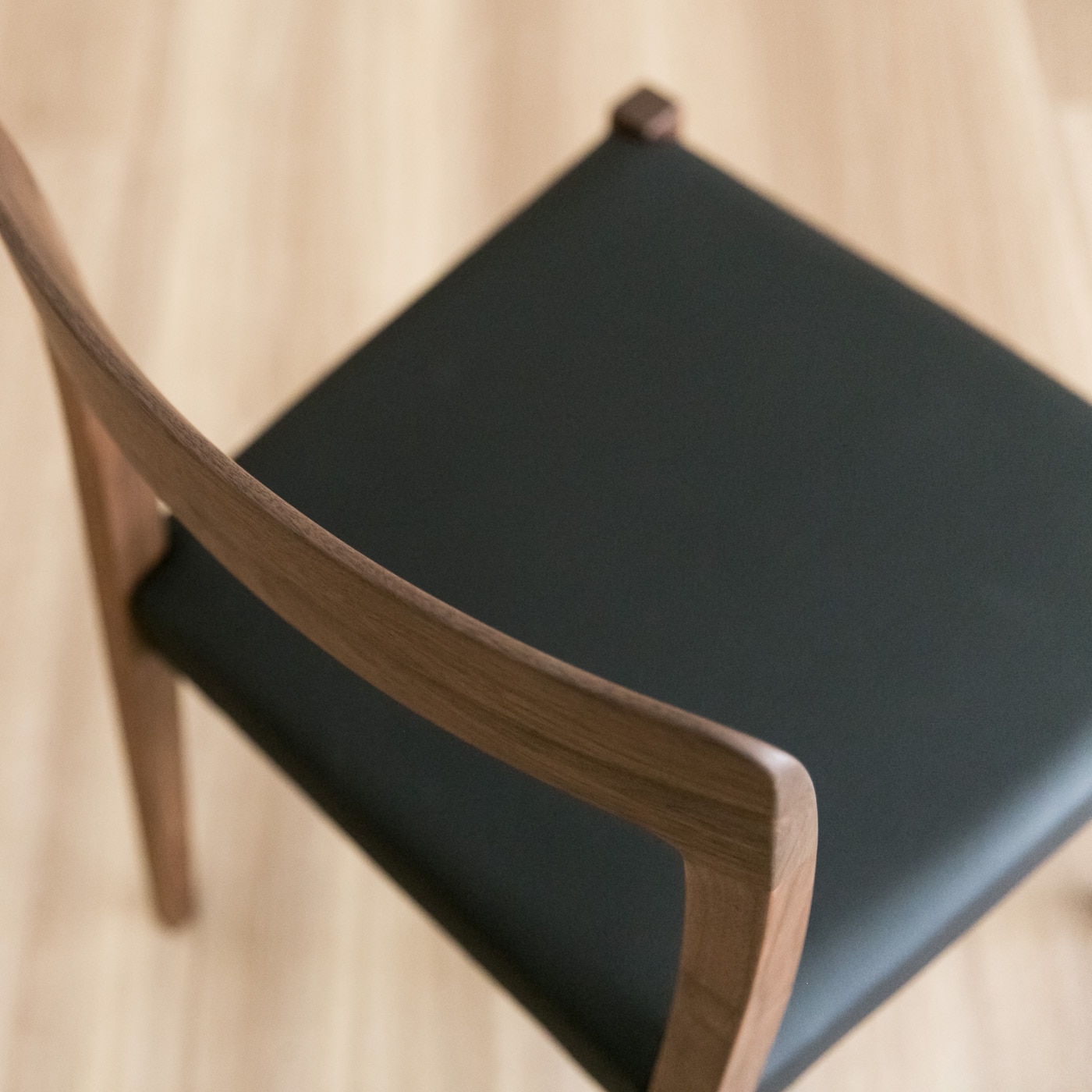 TR チェア | マスターウォール(MasterWal) | リグナ通常品