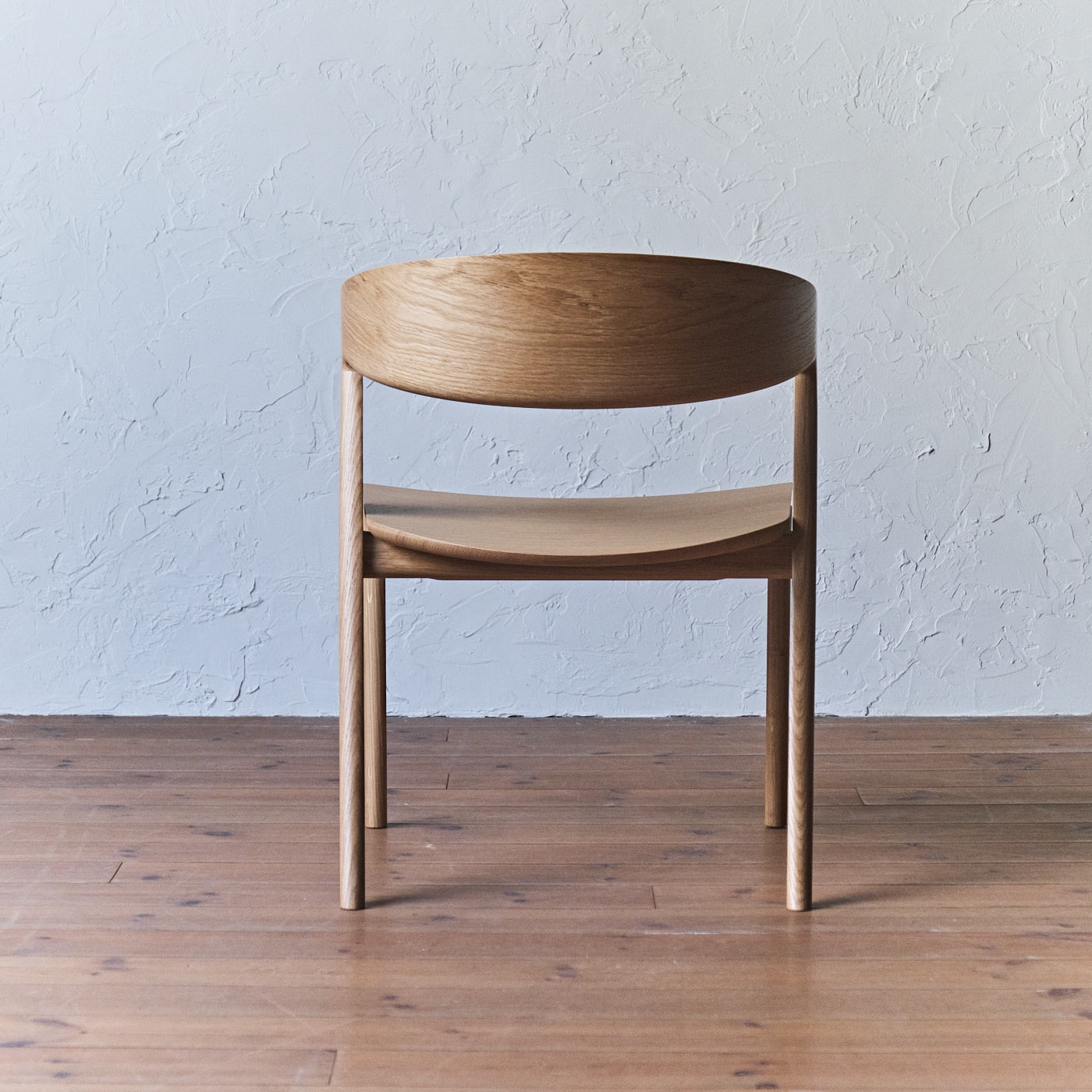 ハープ セミアームチェア(板座) | リグナ通常品 | おしゃれな家具通販