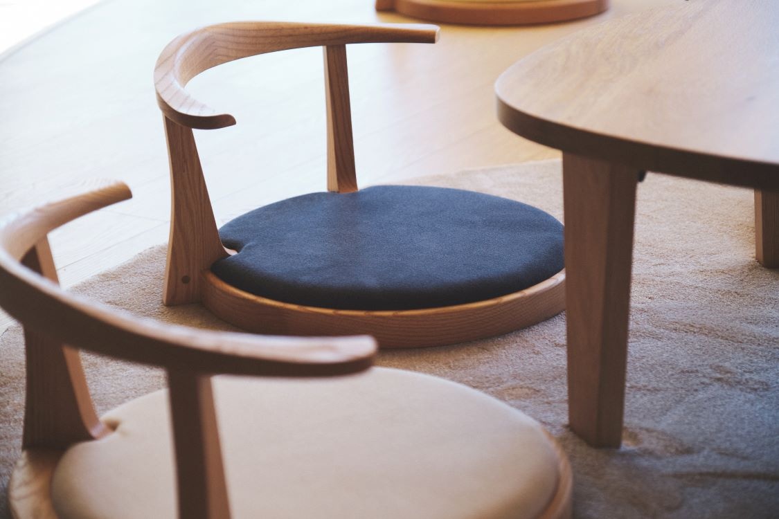 アジレ ザイス (カラーオーク 張地ランクカプリス) | ヒラシマ