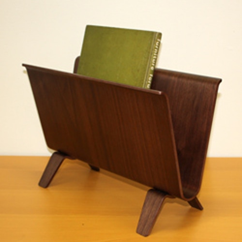 ウォールナットのマガジンラック【OUTLET】 | サイトーウッド(SAITO