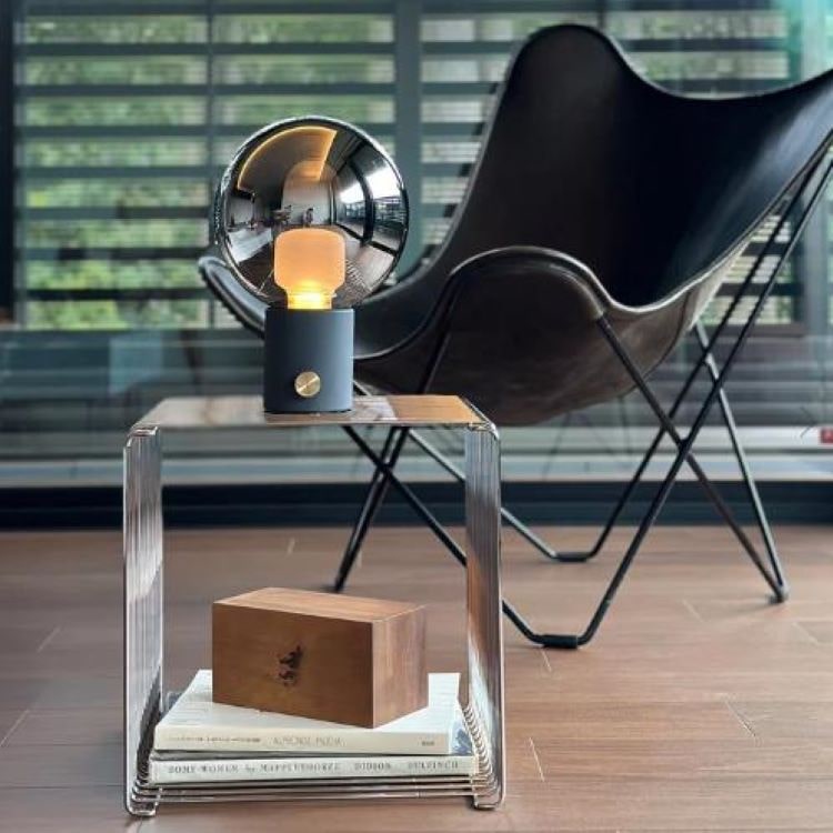 ユニバー LED テーブルランプ | アートワークスタジオ (ART WORK