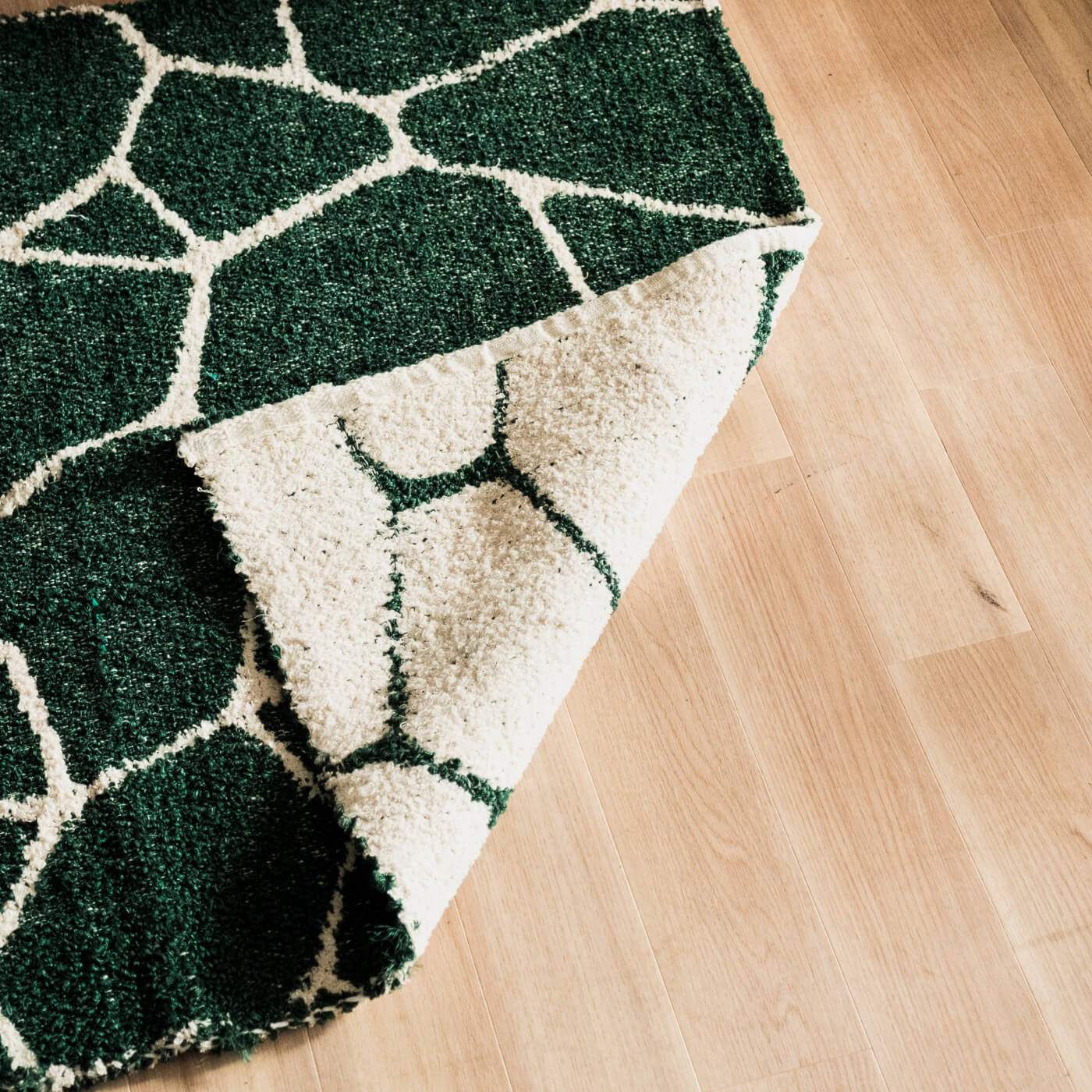 タイル(緑系) | ハラパラグ(JARAPA RUG) | 福嶋 賢二(Kenji Fukushima