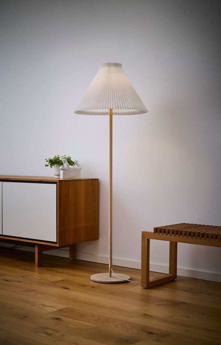 レ・クリント フロアランプ LK80 / モデル328 (カラーライトオーク