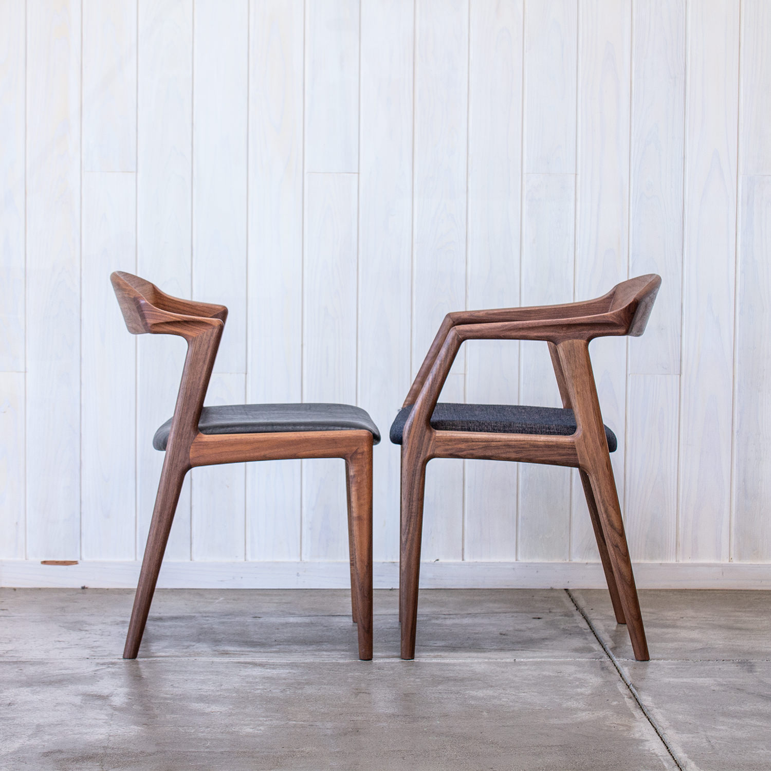 ユナ セミアームチェア | シキファニチア(SIKI) | リグナテラス東京