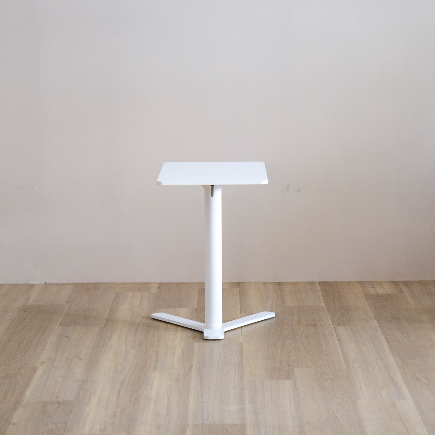 YO サイドテーブル (カラーブラック 天板丸天板) | ラパルマ(Lapalma