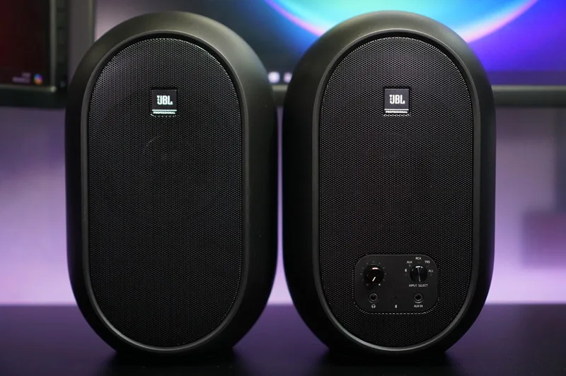 JBL Professional スピーカー 104-BTW-Y3のレビュー！PC用スピーカーに