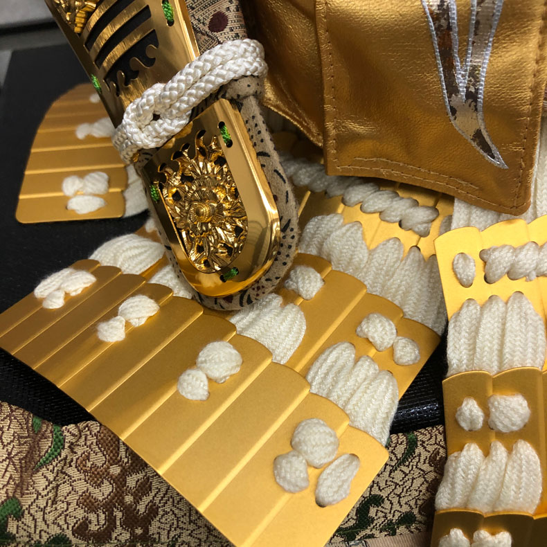 甲冑師 翠鳳作 黄金伊達政宗公之鎧 収納式 鎧飾り 10号 鎧単品 五月
