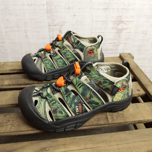 KEEN（キーン） ニューポート エイチツー キッズ サンダル 1026273