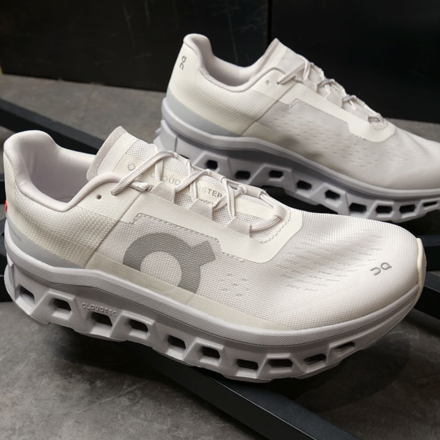 On（オン） スニーカー クラウドモンスター 61.97649 SS25 W