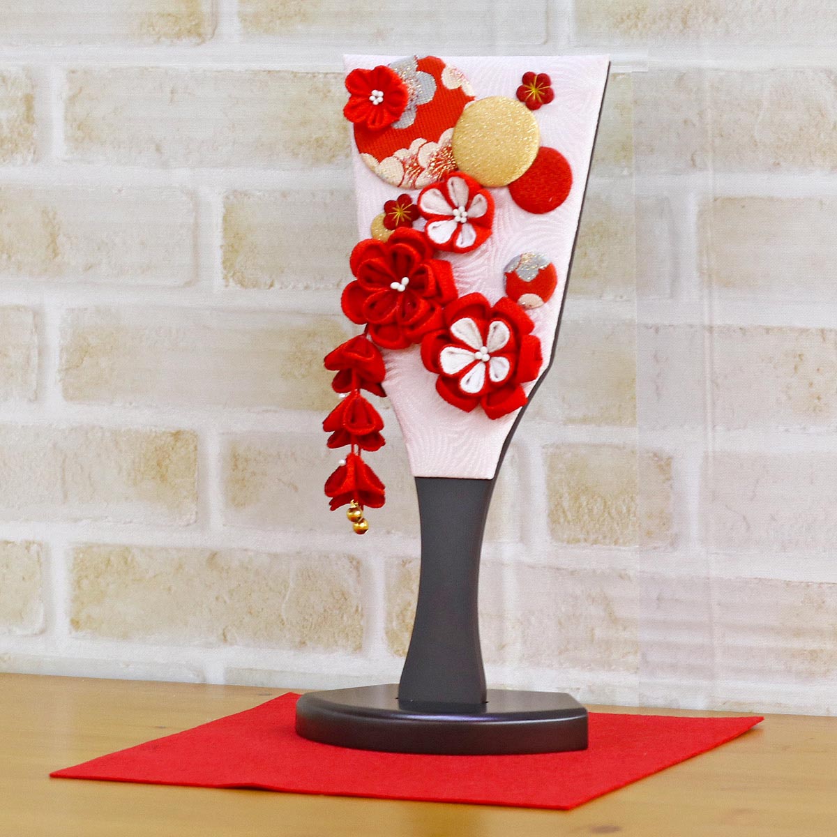 羽子板 お祝い 初正月 つまみ細工 赤 敷き布セット : 雛人形 五月人形