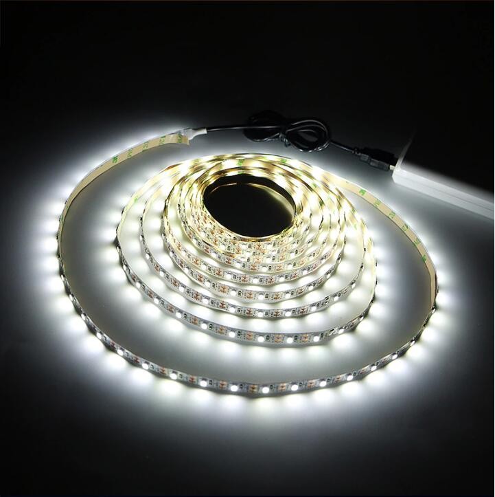 NISSIN LUX LED テープライト 人感センサー付き 2m 電池式 SMD3258 5V