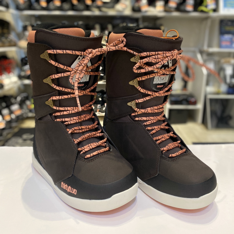 ラスト1点】 【OUTLET】24-25 THIRTYTWO LASHED BRADSHAW カラー