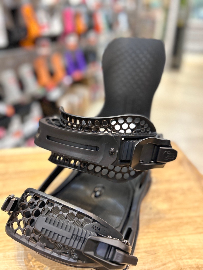 25-26 BATALEON BLASTER AW FASE カラー:BLACK Sサイズ バタレオン