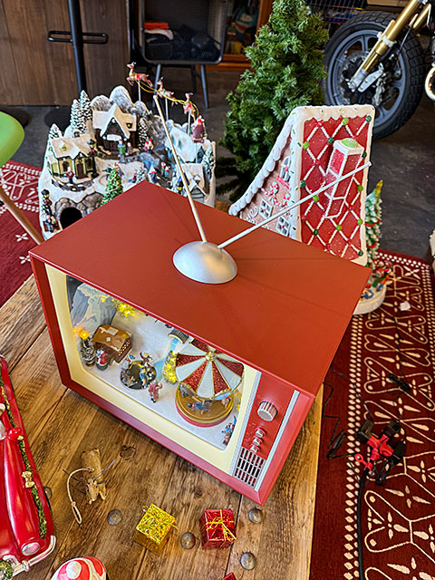 クリスマス レトロTV ミュージカルマシーン （LEDライト＆ミュージック