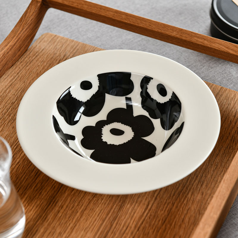 marimekko（マリメッコ） ディーププレート 20cm ウニッコ ブラック
