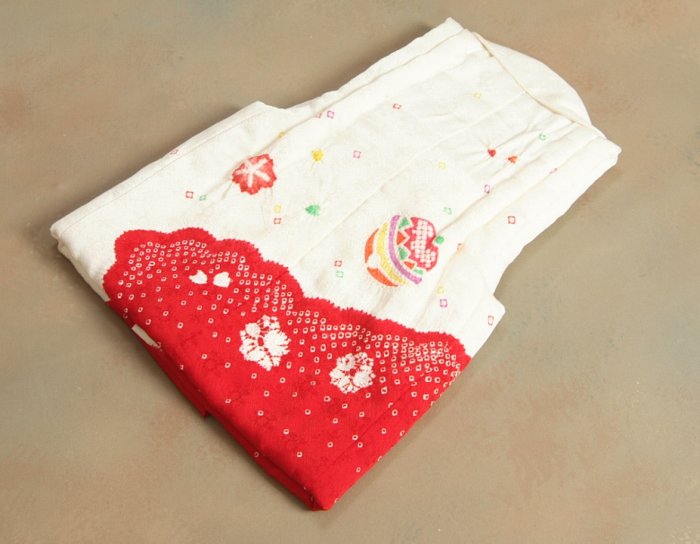 京美 七五三 正絹 被布 着物 3歳 白 赤色絞り染め分け 本絞り ひな祭り