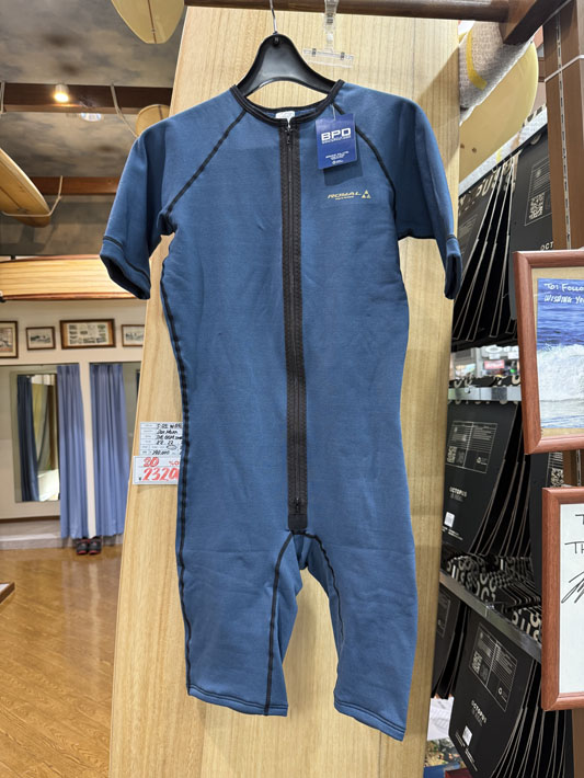 2026 MAGIC T105s ウェットスーツインナー ショートスリーブスプリング