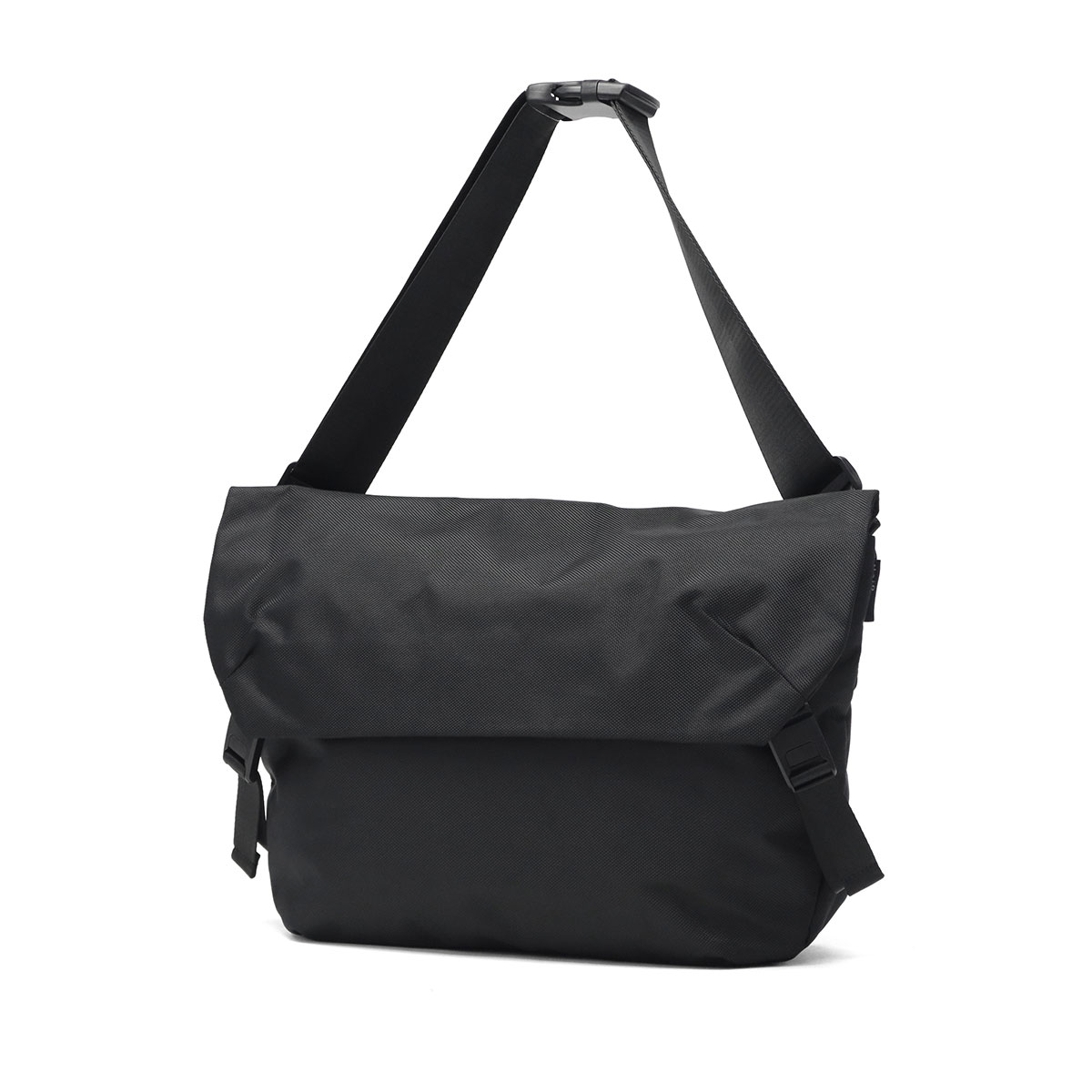 NoiR ノアール メッセンジャーバッグ メンズ レディース A4 B4 大容量