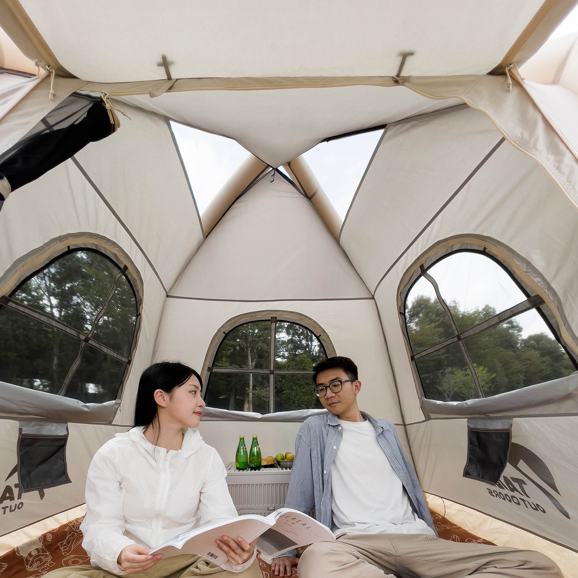 エアーテント 2人用 ポンプ付き 空気を入れるだけ 簡単設営 幅230×奥