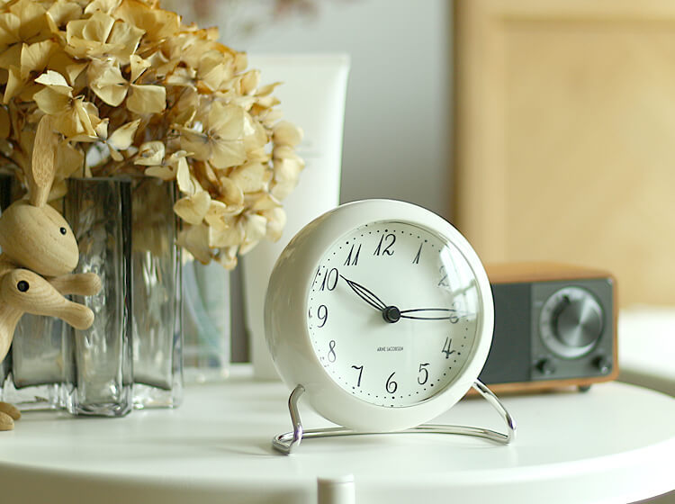 ARNE JACOBSEN（アルネ ヤコブセン） LKテーブルクロック 置き時計 LK