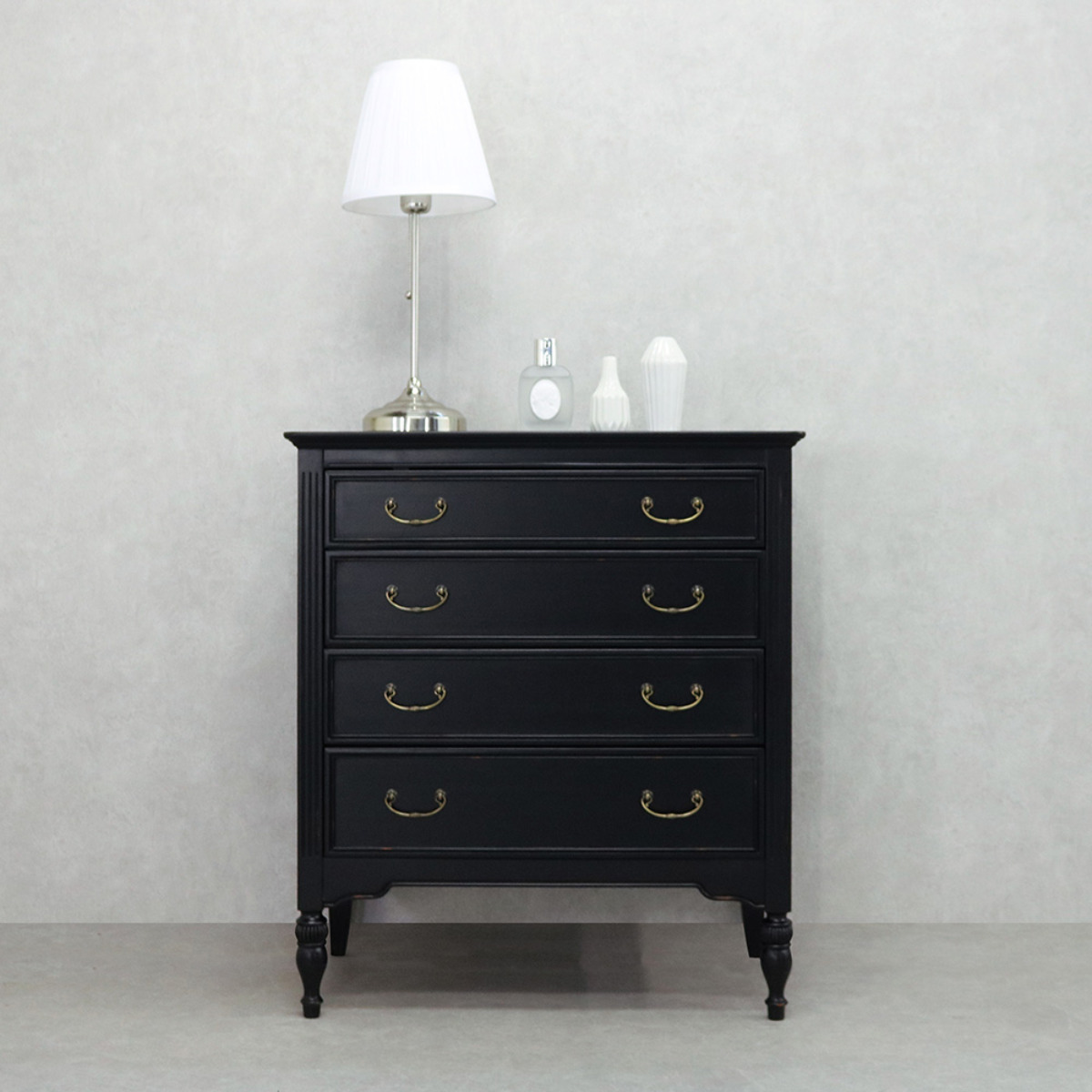 東海家具工業 ワイドチェスト 4段 アンティーク調 ノワール 幅70cm