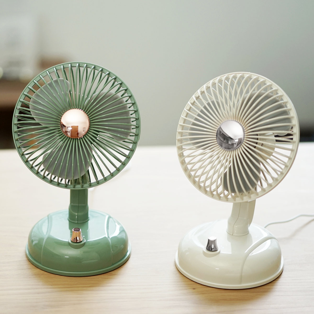 東洋ケース（TOYOCASE） 扇風機 スイングファン 卓上 ミニ usb （ 卓上